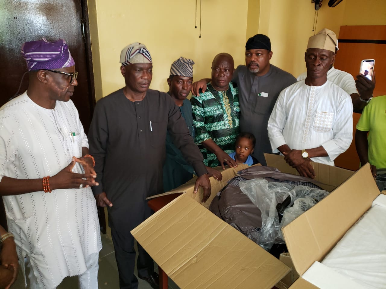 Rep. Wale Raji Bolsters Ikosi, Orugbo-Iddo Communities with Critical Donations, Reaffirms Commitment to Development.