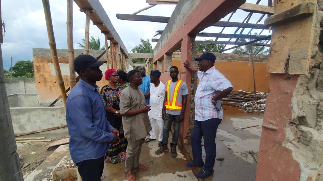 Rep. Wale Raji Inspects Ongoing Development Projects at Epe Grammar School, Pledges Timely Completion